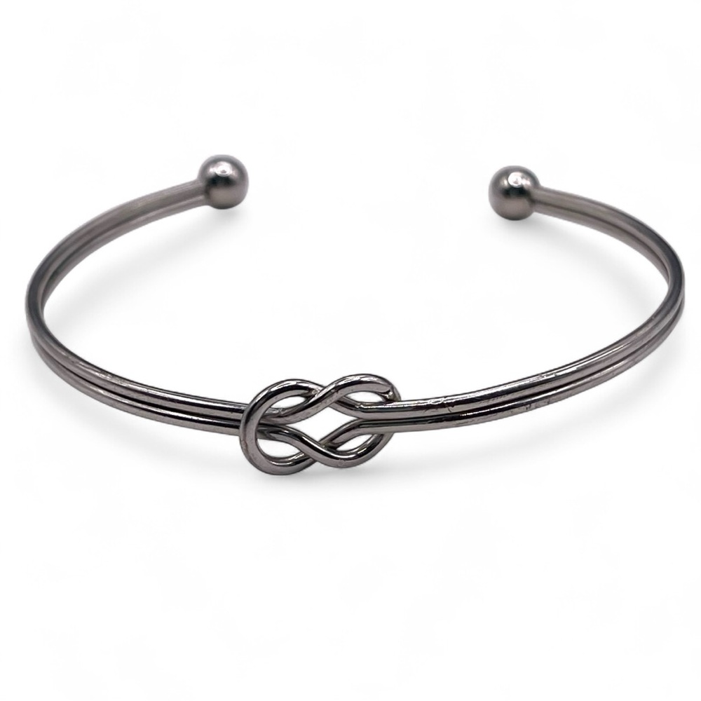 ❤️ Silver Stainless Infinity Knot Bracelet - Picture 6 of 6